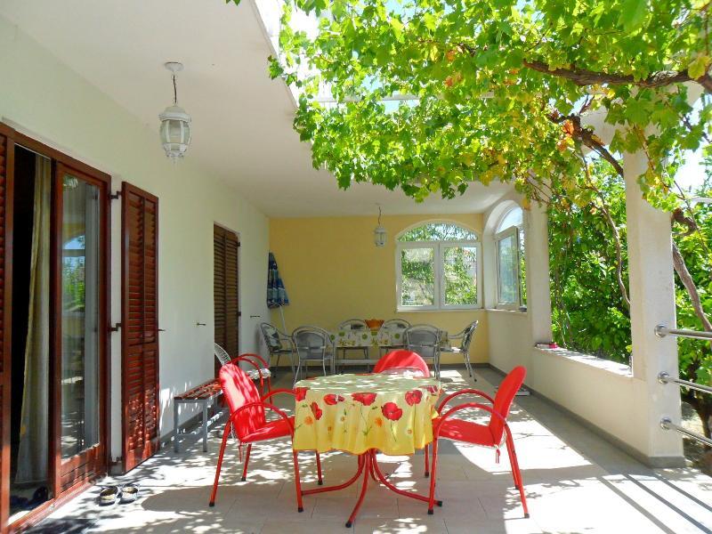 Dama Apartman